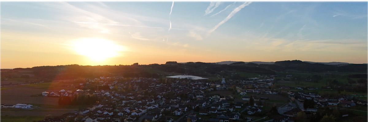 Header Hunderdorf 028 (Luftbild Sonnenuntergang)